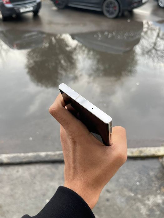 Samsung galaxy s23 ultra 5G 12/256gb holati ideal