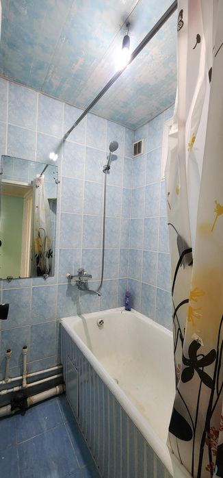 Метро Юнусобод 15кв 2*3комнатная 2*6 балкон не торец