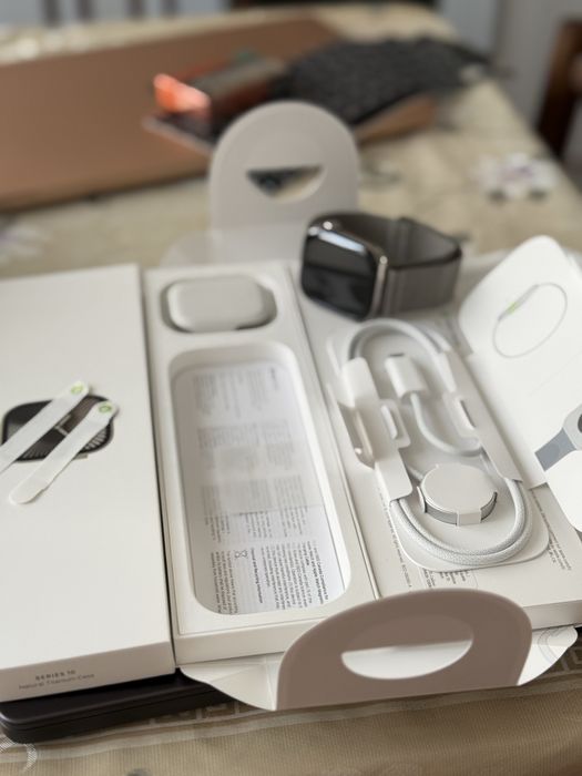 Apple Watch Series 10 46 mm. Titan новые