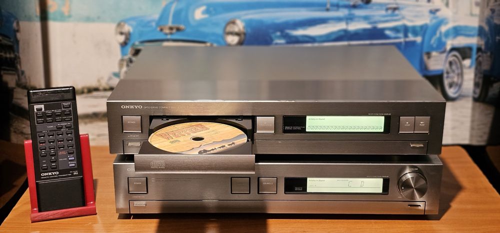 Amplificator statie amplituner receiver Onkyo R 200 și cd player C 200