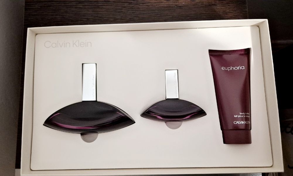 Set cadou pentru femei Calvin Klein Euphoria
Euphoria
Euphoria
set cad