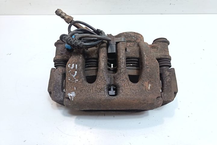 Etrier fata stanga Mercedes-Benz Sprinter a 2-a generatie 906