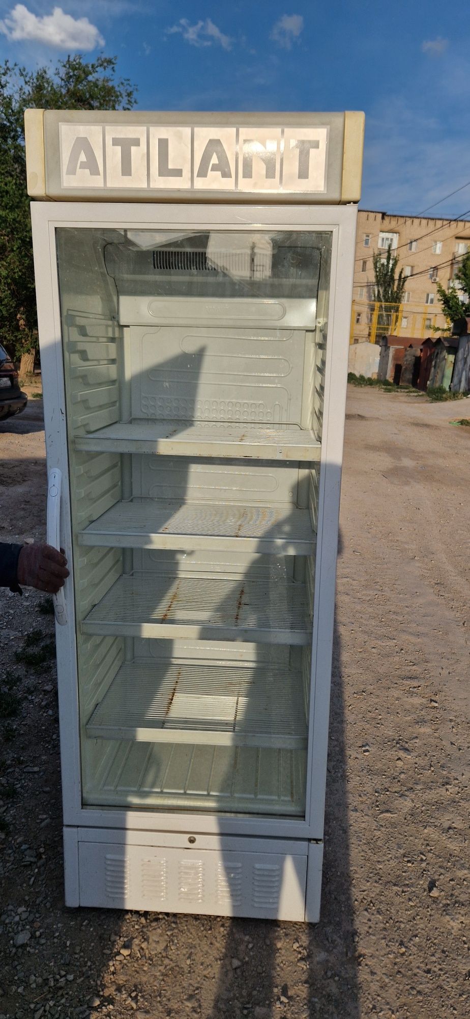 Ветринный холодильник