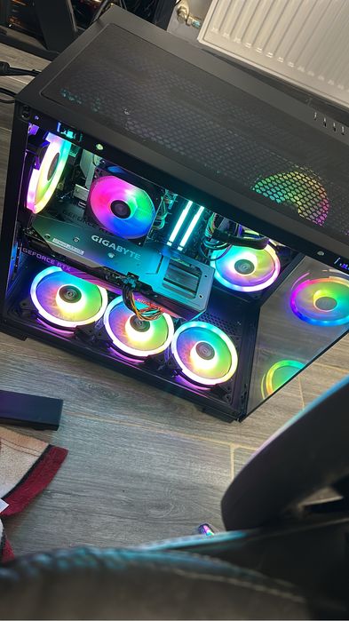 GARANTIE!!! Sistem desktop Pc Gaming+Monitor+Birou Gaming Carbon Led