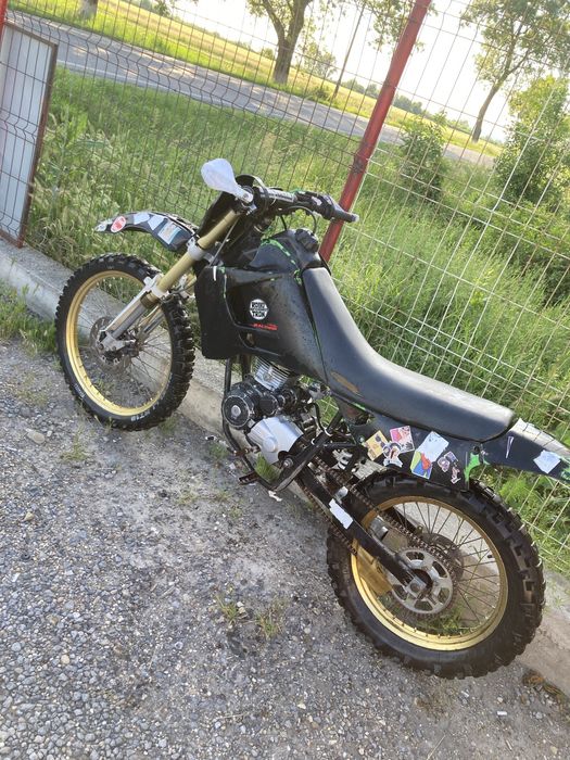 Vand cross.