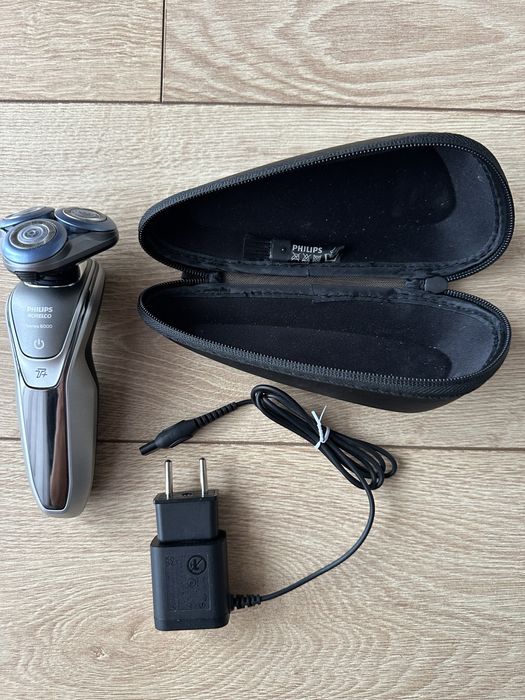 Электробритва Филипс