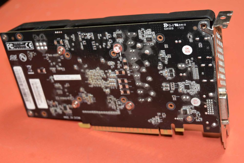 Видео карта Palit Geforce GTX 1050 TI 4 GB - топ състояние