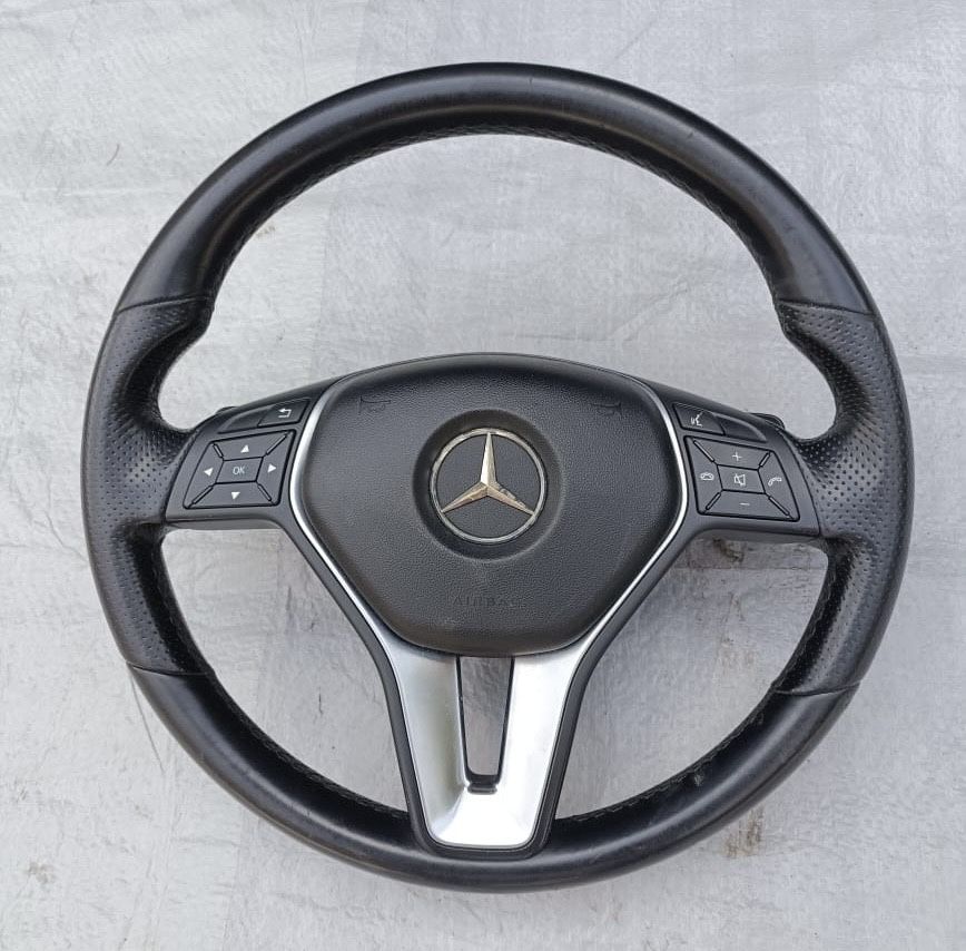 Рулевое колесо Мерседес CLS W218.