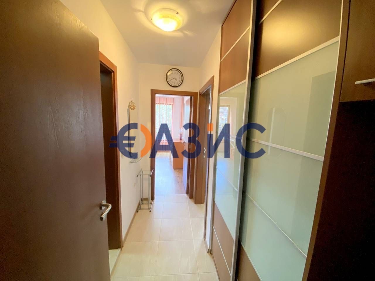 Продава се Двустаен апартамент в с. Равда, Област Бургас - 60 кв.м за 1232 €/кв.м - Снимка #11