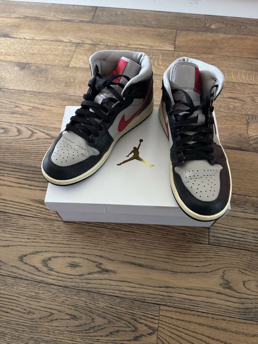 Nike AIR Jordan 1 MID, маратонки, 41 размер