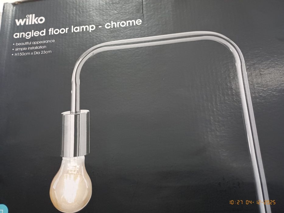 Lampă cu picior de pardoseala