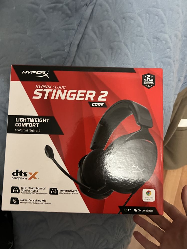 Hyper X cloud stinger 2 , logitech g102