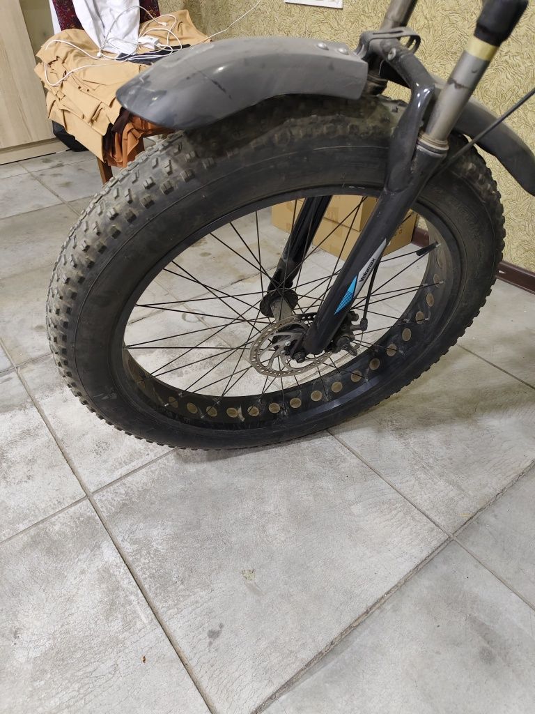 Velosiped velomax 26Tank srochna sotiladi