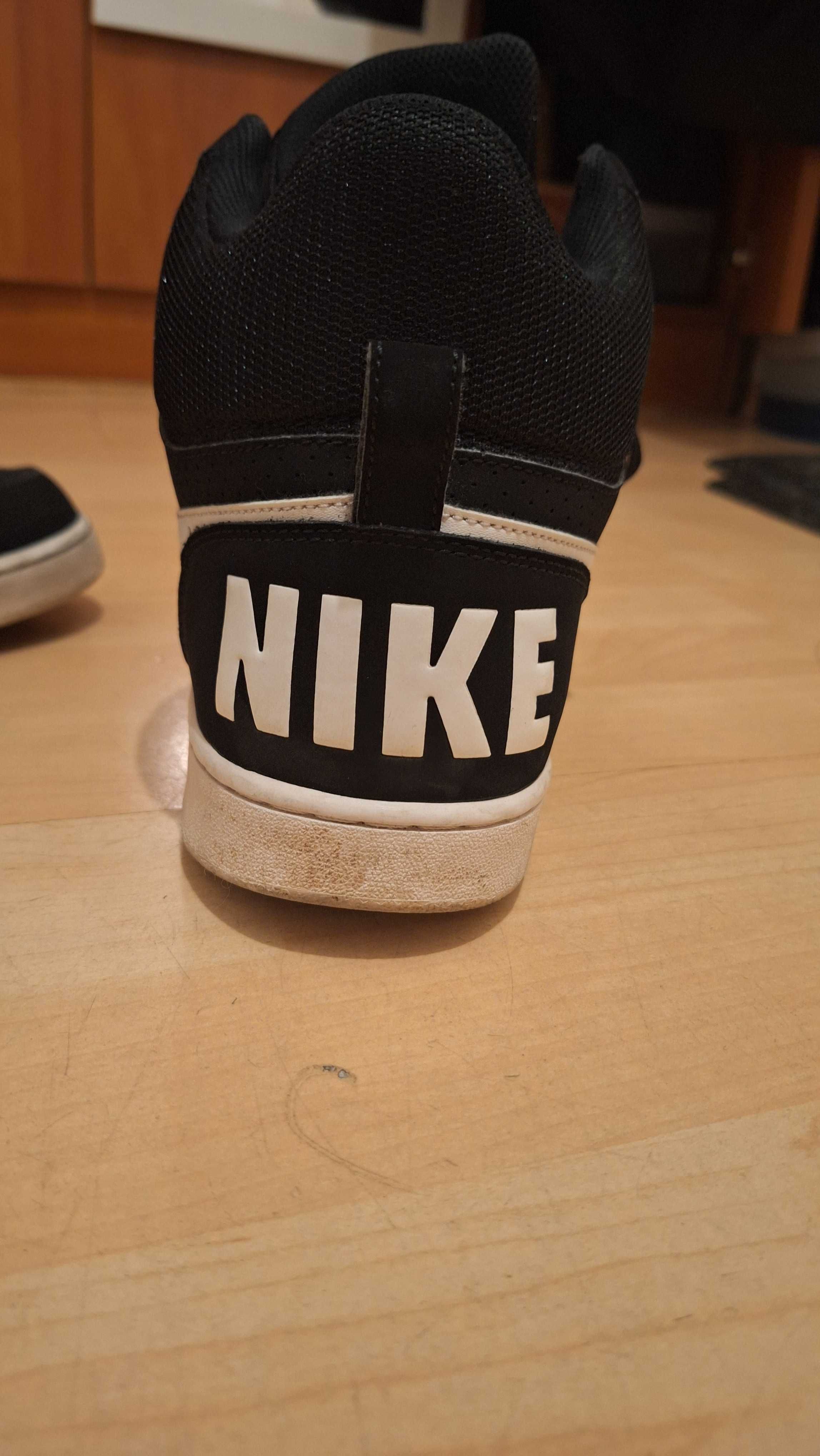 Обувки Nike Court HI