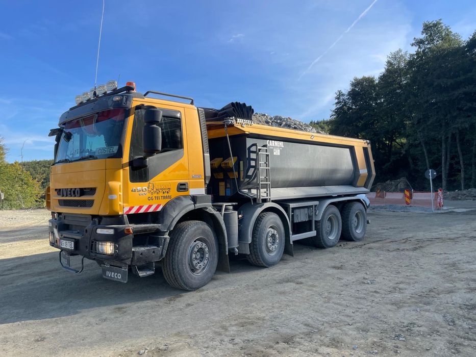 Autobasculanta Iveco 8x4 2012