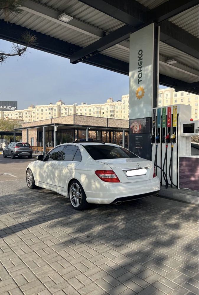 Mercedes w204 c300
