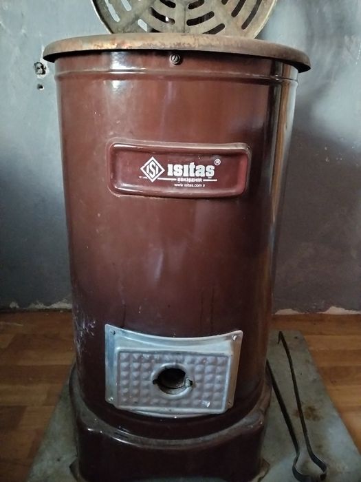 Почти Нова Печка на твърдо гориво