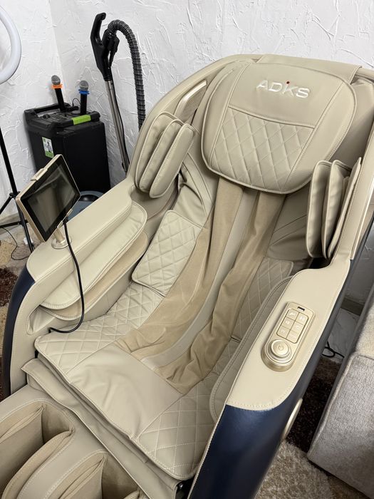 Массажное кресло