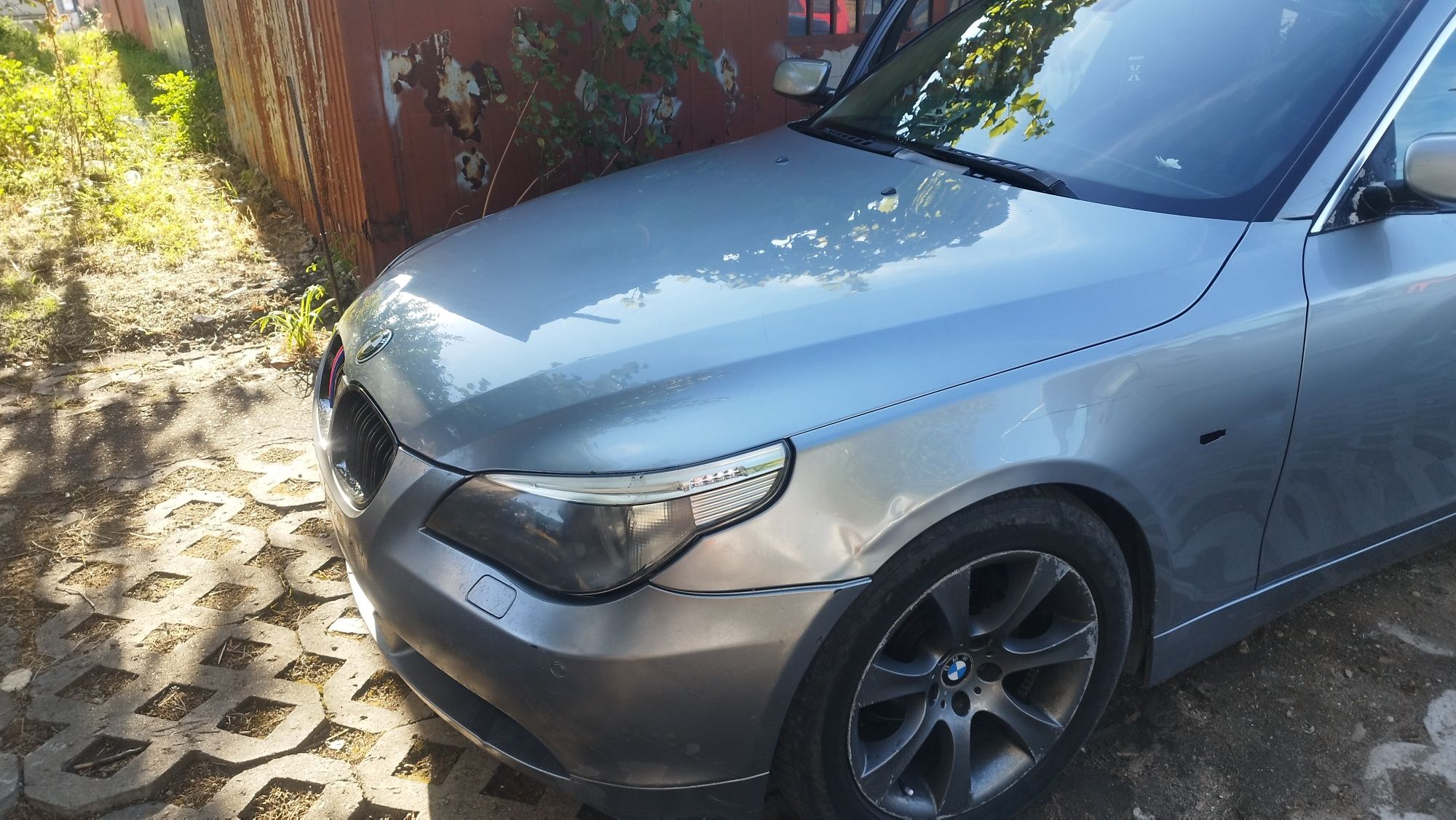 BMW E60 525D 2005г