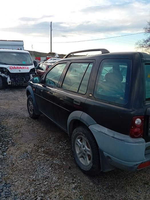 Land Rover 1.8 бензин 2000 година 120 к.с.