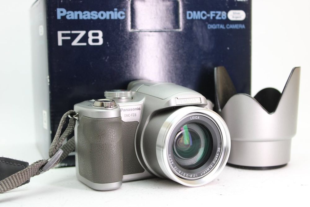 Panasonic Lumix FZ 8