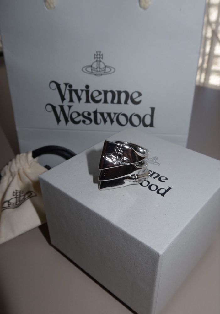 Vivienne Westwood пръстен