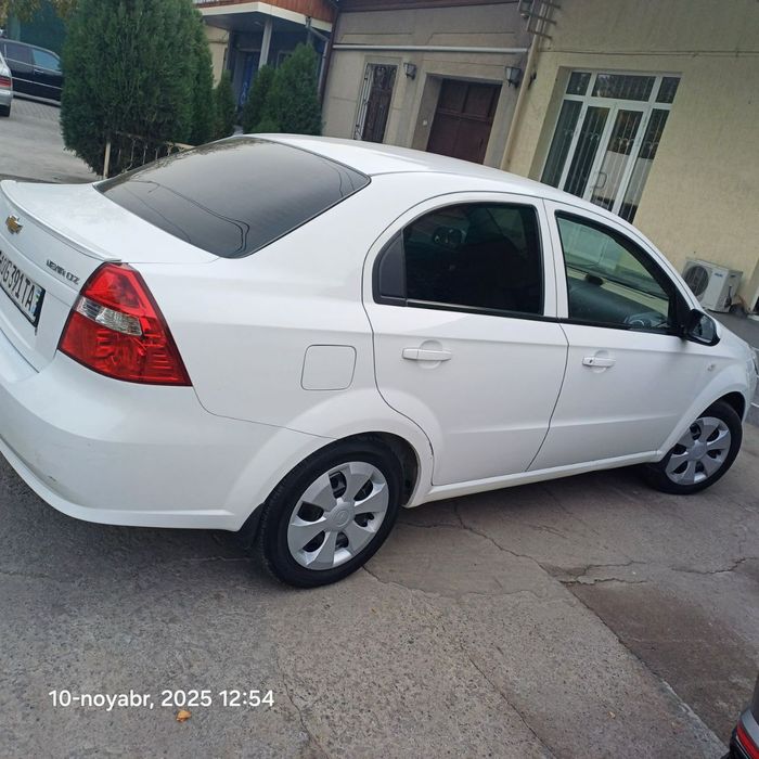 Nexia 3  2017 avtomat