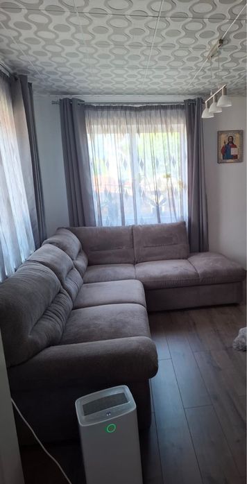 Vand canapea extensibila cu lada