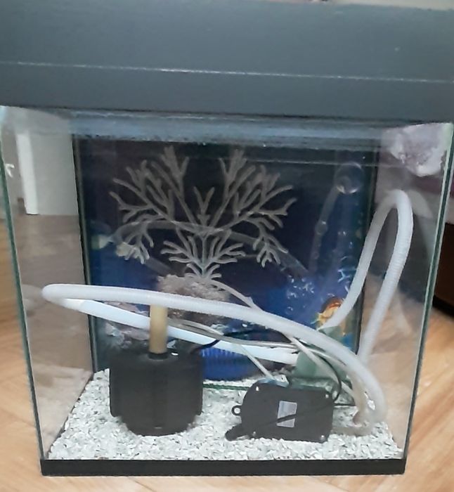 Продам аквариум 40 литров