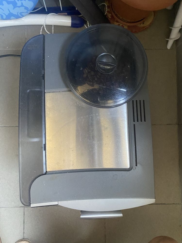 Aparat de cafea automat Bosch, preț negociabil