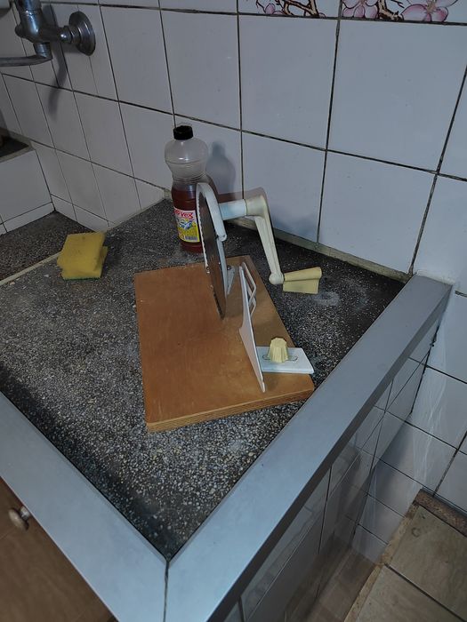 Резачка за хляб ръчна