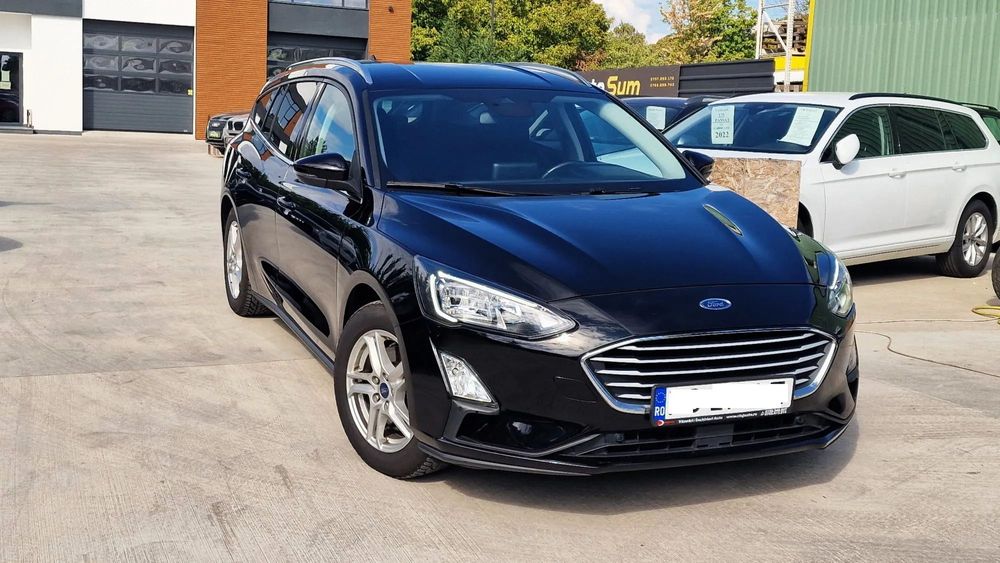Ford Focus Distributie schimbata+ revizie la cutie cu factura de reprezentanta