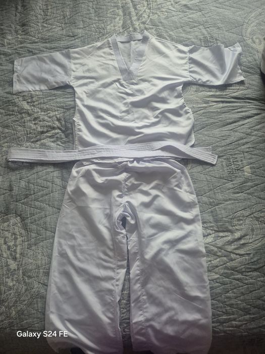 Продам новую форму для каратэ