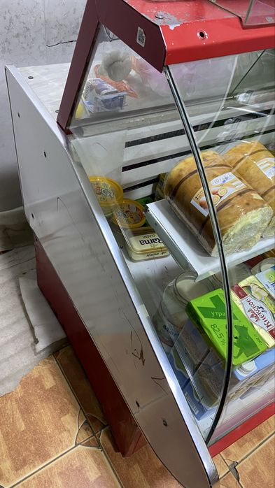 Vitrina holodilnik sotiladi (invertor motor)