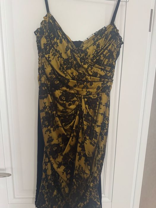 Продам платье Dolce&Gabbana оригинал 40-42 размер