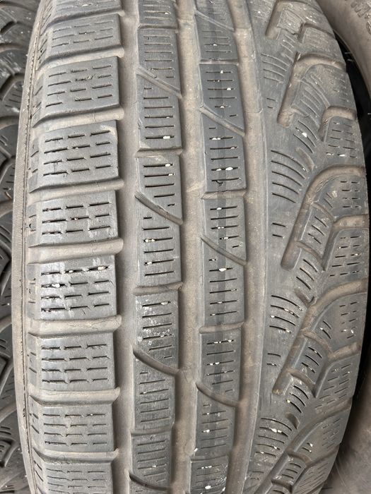 4 bucati anvelope iarna Pirelli,215/55 R17,dot 2021