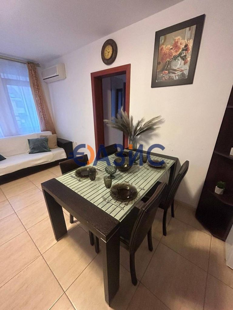 Продава се Тристаен апартамент в Свети Влас - 87 кв.м за 1840 €/кв.м - Снимка #1