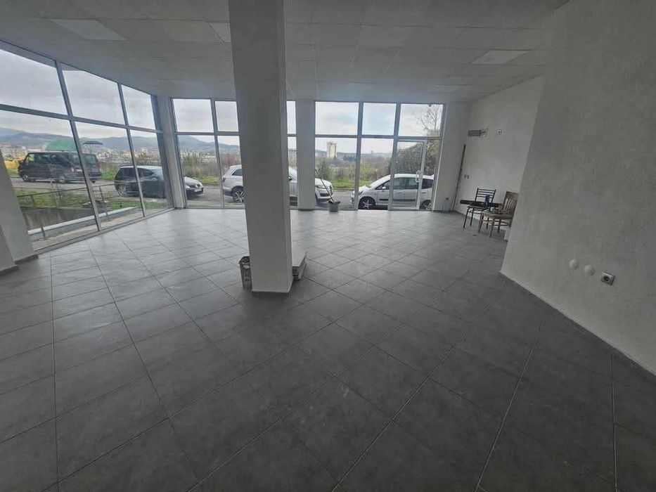 Дава под наем Магазин