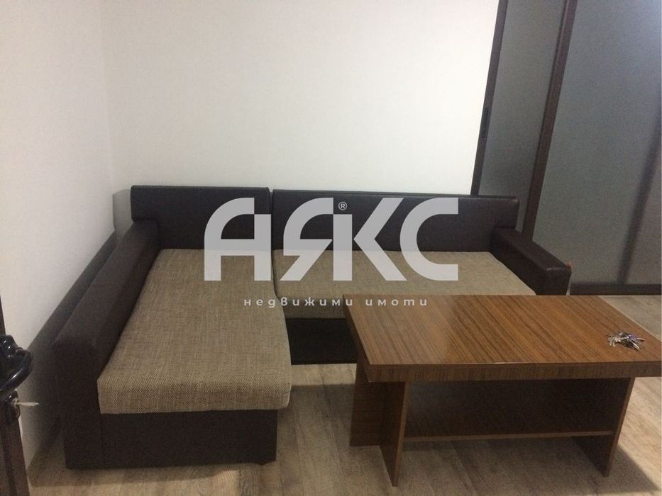 Двустаен обзаведен апартамент под наем в кв. Красна поляна до МЕТРОСТ