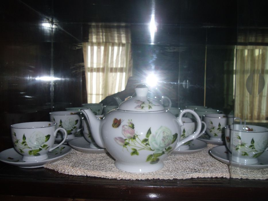 serviciu cafea/ceai.portelan fin