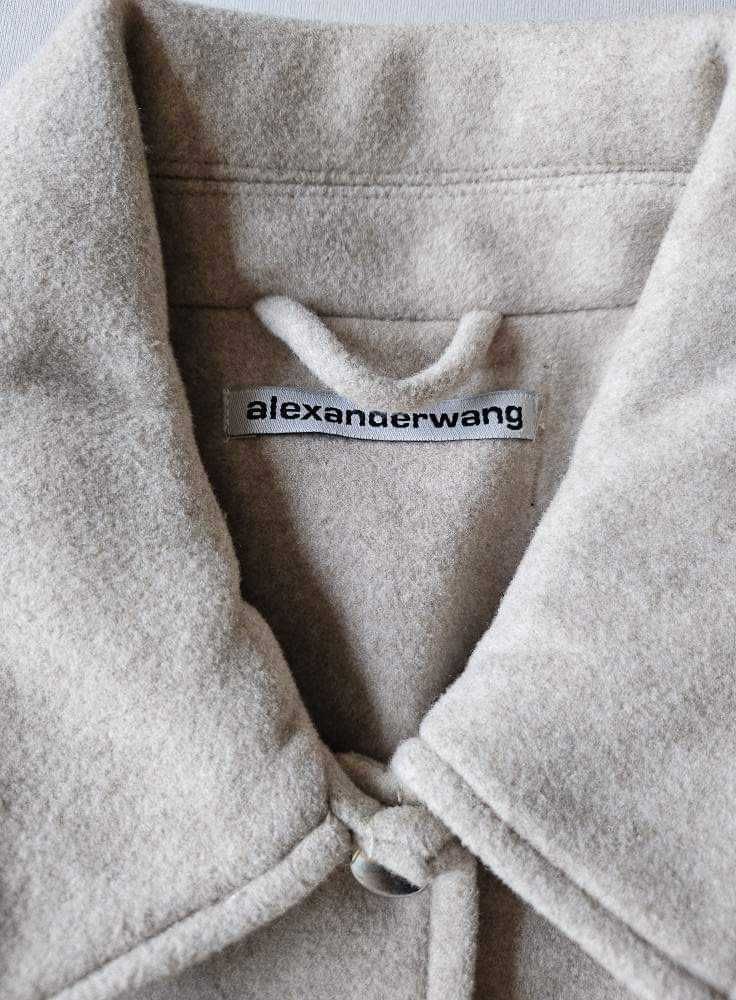 Топло патенце на Alexanderwang