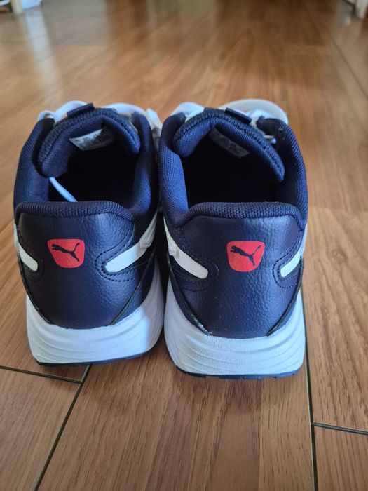Puma Runtamed sneakers, marime 38,5