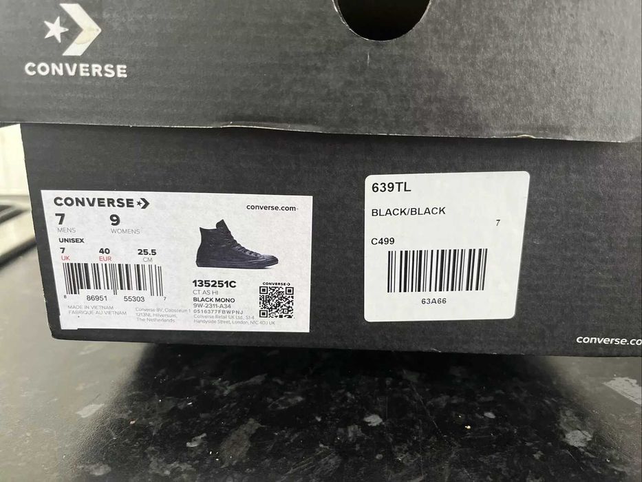 Нови кожени черни кецове Converse 40 номер 135251C