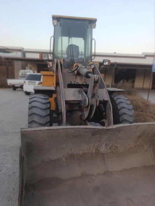 Погрузчик   3025