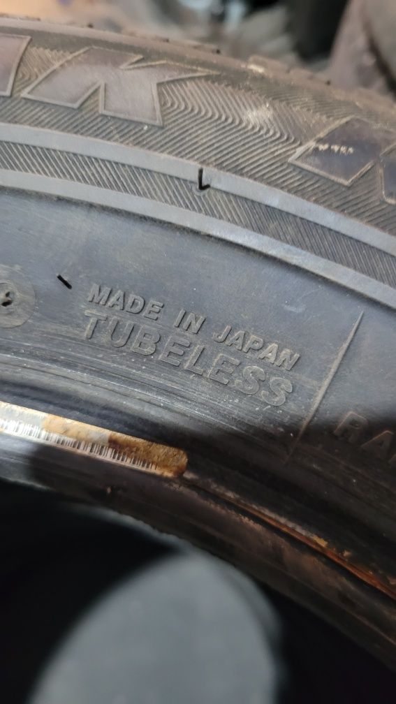 Bridgestone Blizzak 185 65 r 15 комплект шин