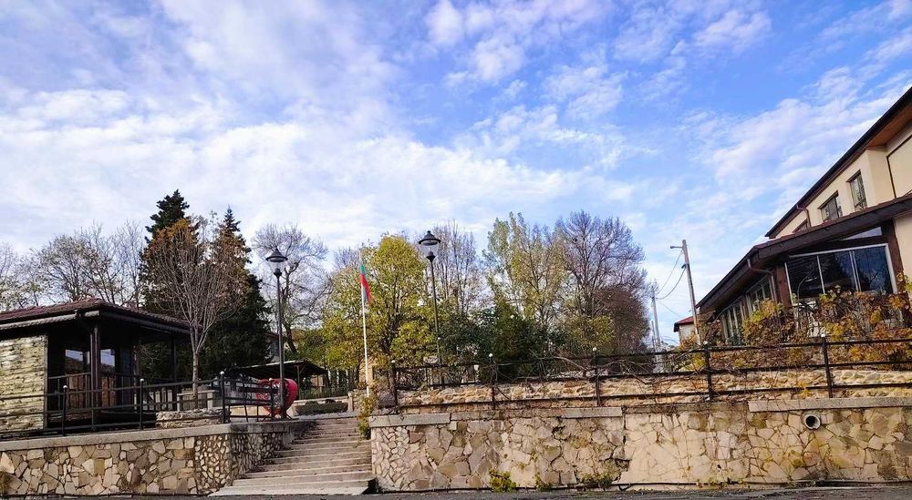 Многостаен апартамент в китното странджанско село Индже войвода