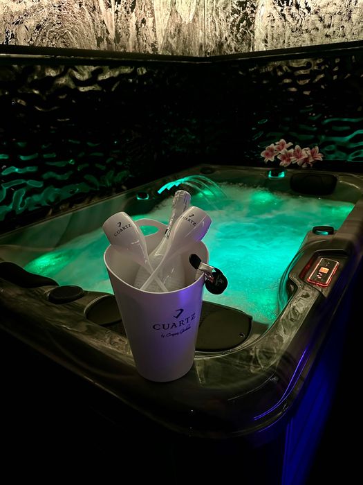 Loveroom Secret Bucuresti - Suite Cinéma & Private Spa/Regim Hotelier