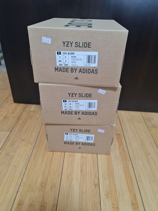 Vând - Yeezy Slides - Slate Grey - 40