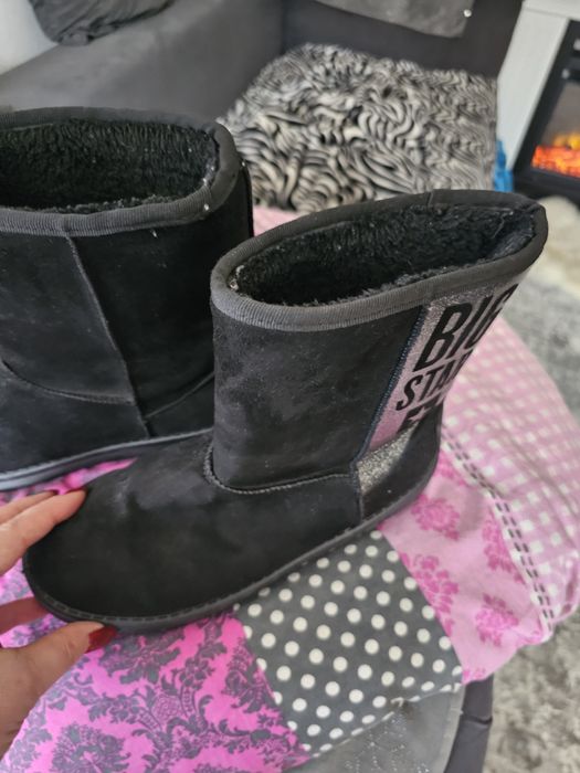 Cizme Ugg.    Big.   star