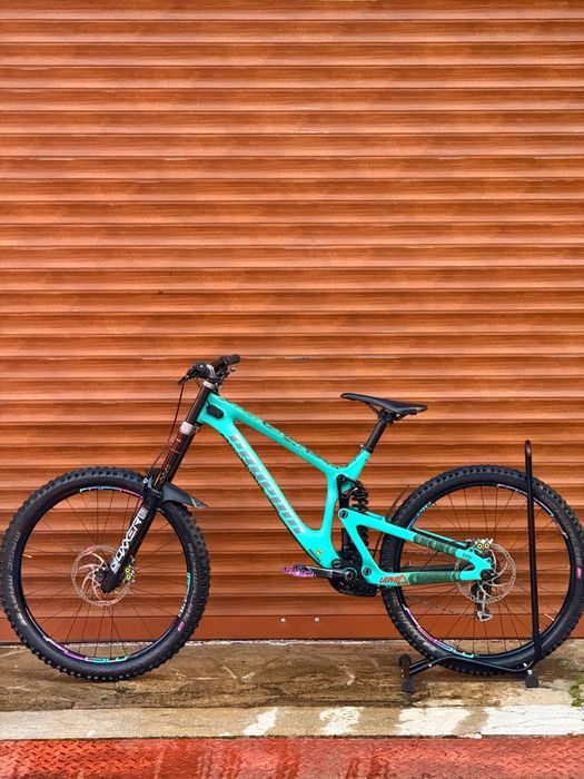 Велосипед за спускане Propain Rage CF 2020 L 27.5